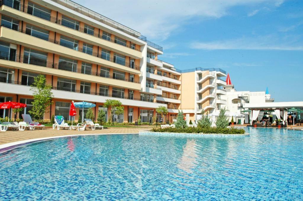 Апартаменты Grand Kameliq Солнечный берег Экстерьер фото